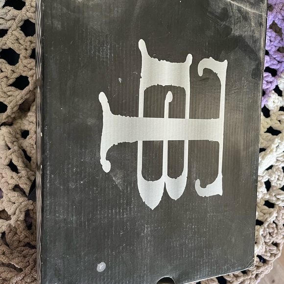 B&T new mens size 11.5 shoes - Picture 3 of 4